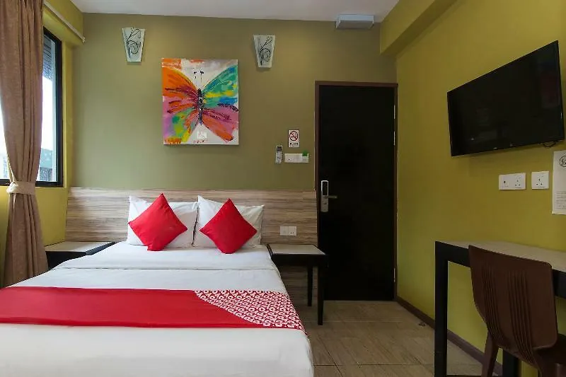 Basic Hotel Kota Kinabalu 2*,